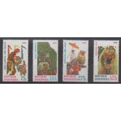 Indonésie - 1984 - No 1034/1037 - Folklore - Masques ou carnaval