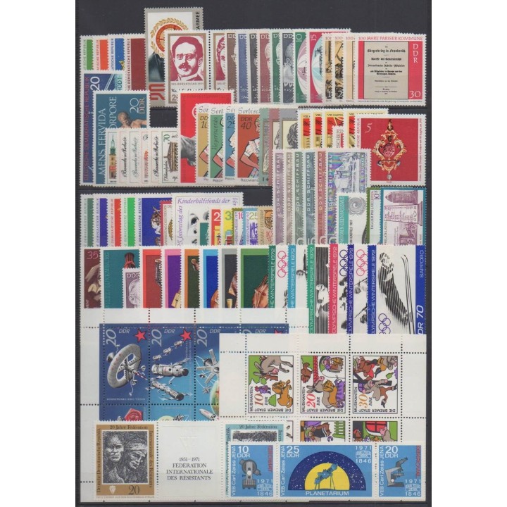 Acheter les timbres d'Allemagne orientale (RDA) de l'année 1971 (No 1322/1418).