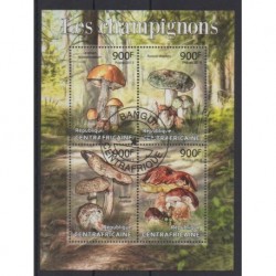 100 Timbres Divers Champignons - Collection Plantes/champignons - Qualité Prophila