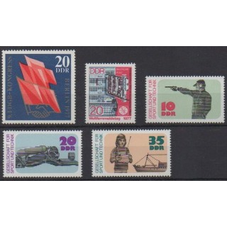 Buy this set of stamps of East Germany (GDR) of the year 1977 (Nb 1895/1899).
