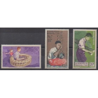 Buy these stamps of Laos of the year 1957 (Nb PA24/PA26). - Mint hinged