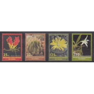 Acheter cette série de timbres de la République Démocratique du Congo de l'année 2002 (No 1535/1538).