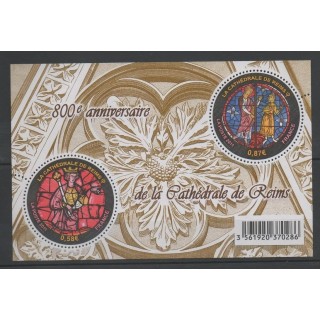 Timbres - France - Blocs et feuillets - 2011 - No F 4549 - Églises
