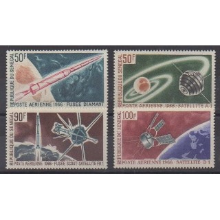 Acheter ces timbres du Sénégal de l'année 1966 (No PA49/PA52).