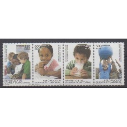 Guinée équatoriale - 2009 - No 529/532 - Enfance