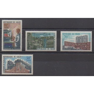 Acheter cette série de timbres du Niger  de l'année 1966 (No 186/189).