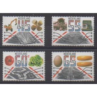 Acheter cette série de timbres des Pays-Bas de l'année 1981 (No 1159/1162).