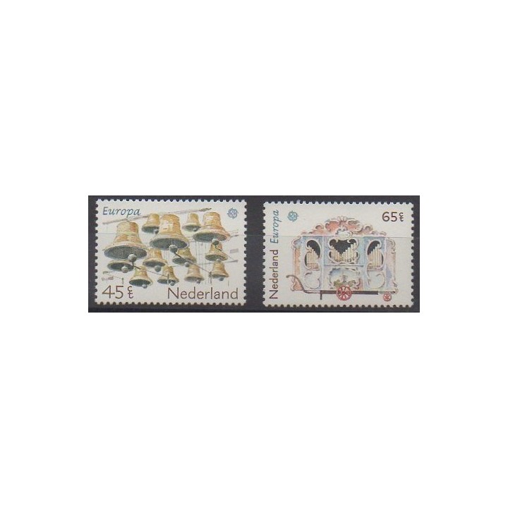 Buy this set of stamps of Netherlands of the year 1981 (Nb 1156/1157).