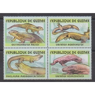 Buy this set of stamps of Guinea of the year 2001 (Nb 2113/2116).
