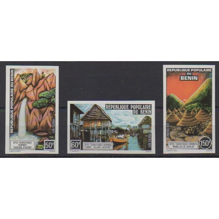 Buy this set of stamps of Benin of the year 1977 (Nb 403/405ND).