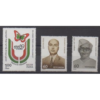 Buy this set of stamps of India of the year 1989 (Nb 1045/1047).