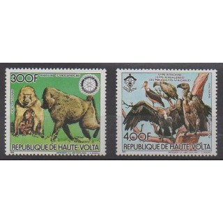 Acheter ces timbres de Haute-Volta de l'année 1984 (No PA270/PA271).