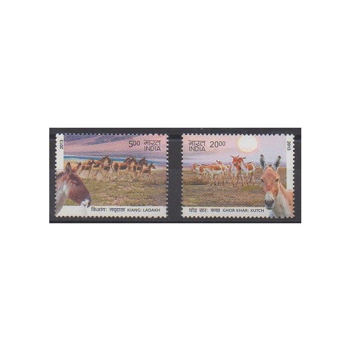 Buy this set of stamps of India of the year 2013 (Nb 2470/2471).