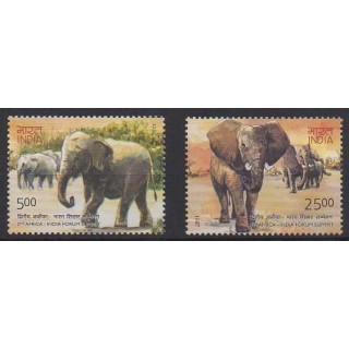 Buy this set of stamps of India of the year 2011 (Nb 2334/2335).