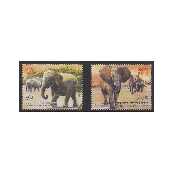 Buy this set of stamps of India of the year 2011 (Nb 2334/2335).