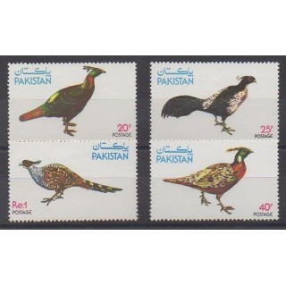 Acheter cette série de timbres duPakistan de l'année 1979 (No 478/481). - Neuf avec charnière