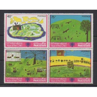 Acheter cette série de timbres duPakistan de l'année 1979 (No 490/493).