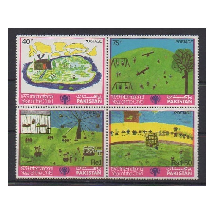 Acheter cette série de timbres duPakistan de l'année 1979 (No 490/493).