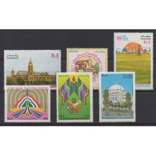 Acheter cette série de timbres duPakistan de l'année 1989 (No 738/743).