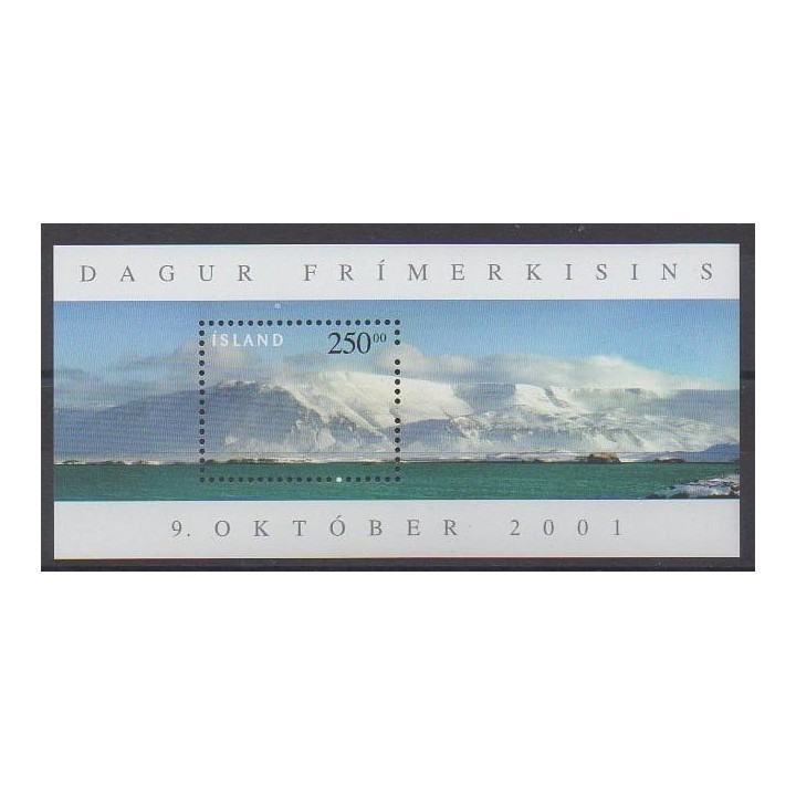 Buy this souvenir sheet  of Iceland of the year 2001 (Nb BF29).