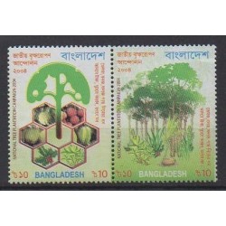 Bangladesh - 2004 - Nb 739/740 - Trees