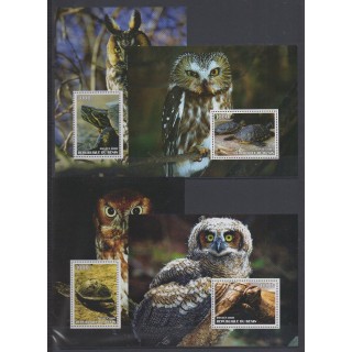 Buy these 2 souvenir sheets of Benin of the year 2005 (Nb 4 BF).
