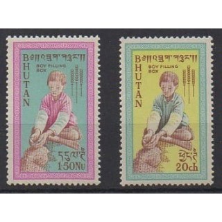 Buy this set of stamps of Bhutan of the year 1963 (Nb 17/18).