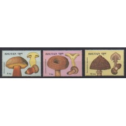 Bhutan - 1989 - Nb 856/858 - Mushrooms