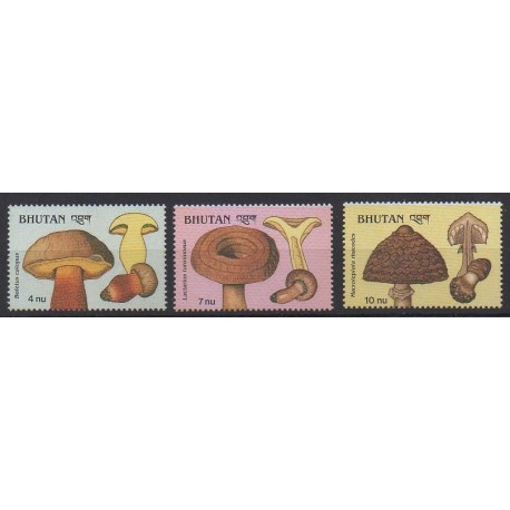 Bhutan - 1989 - Nb 856/858 - Mushrooms