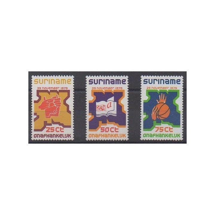 Buy this set of stamps of Suriname of the year 1975 (Nb 627/629).