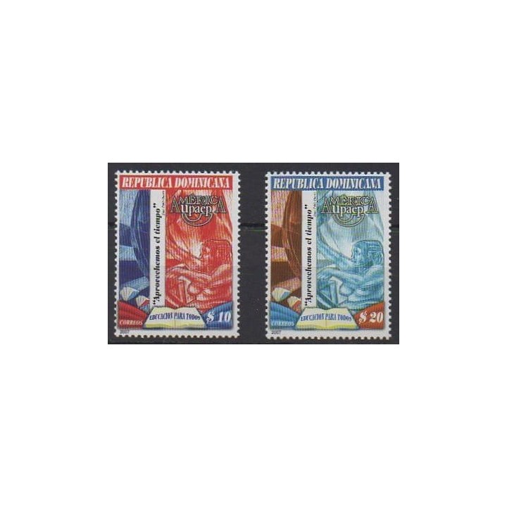 Buy this set of stamps of Republic Dominican  of the year 2007 (Nb 1527/1528).