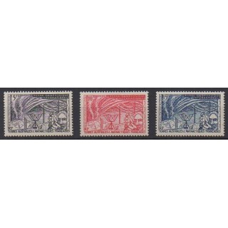 Acheter cette série de timbres des Terres Australes et Antarctiques Françaises de l'année 1957 (No 8/10). - Neuf avec charnière