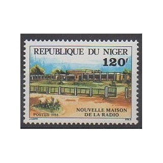 Buy this stamp of Niger of the year 1984 (Nb 639).