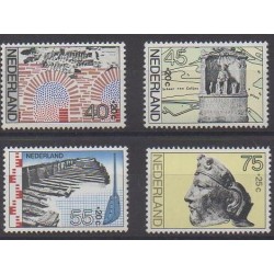Pays-Bas - 1977 - No 1068/1071