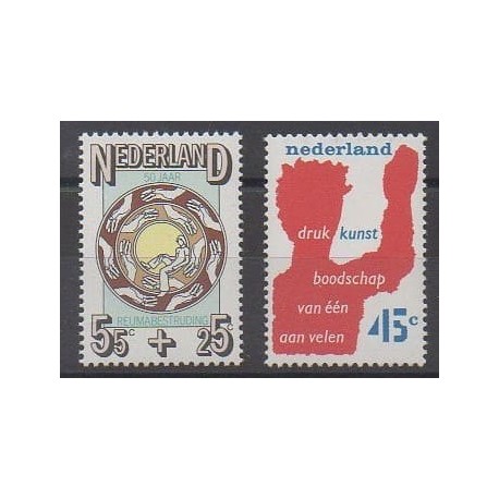 Pays-Bas - 1976 - No 1050/1051