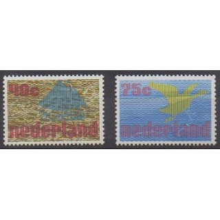 Acheter cette série de timbres des Pays-Bas de l'année 1976 (No 1052/1053).