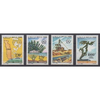 Acheter ces timbres du Togo de l'année 1985 (No PA534/PA537).