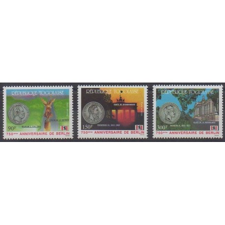 Togo - 1987 - No PA639/PA641 - Histoire - Monnaies, billets ou médailles