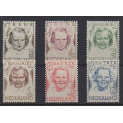 Netherlands - 1946 - Nb 451/456 - Royalty