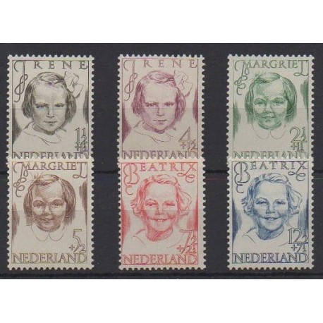 Netherlands - 1946 - Nb 451/456 - Royalty