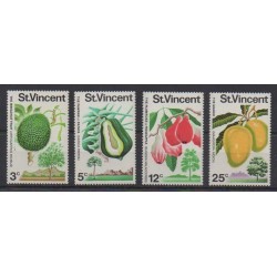 Saint-Vincent - 1972 - No 315/318 - Fruits ou légumes