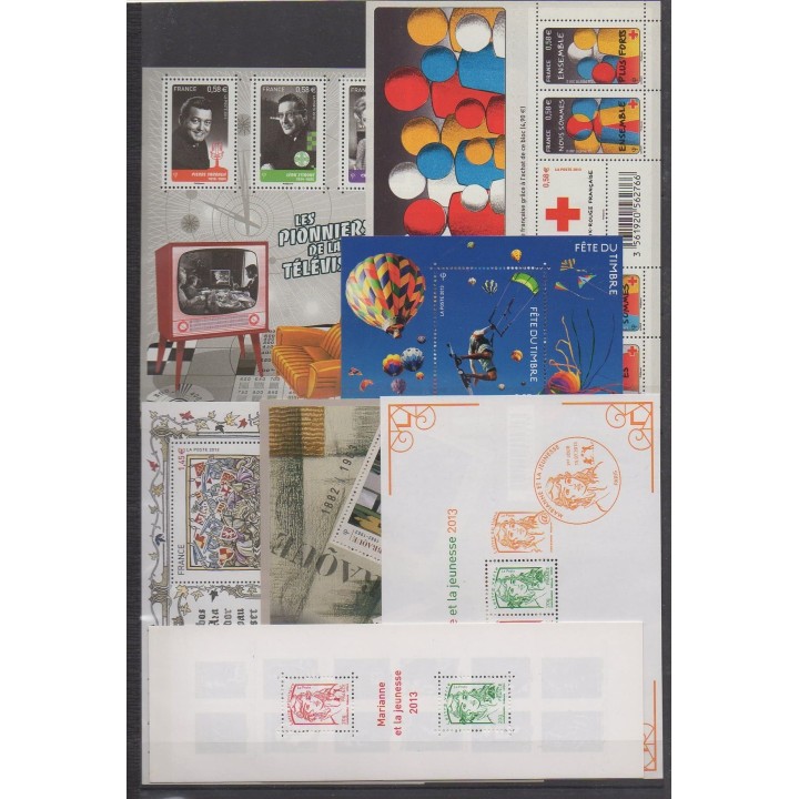 Acheter cette série de timbres et ces 16 blocs feuillets de France  de l'année 2013 (No 4711/4831 - BF133 - C1520A).