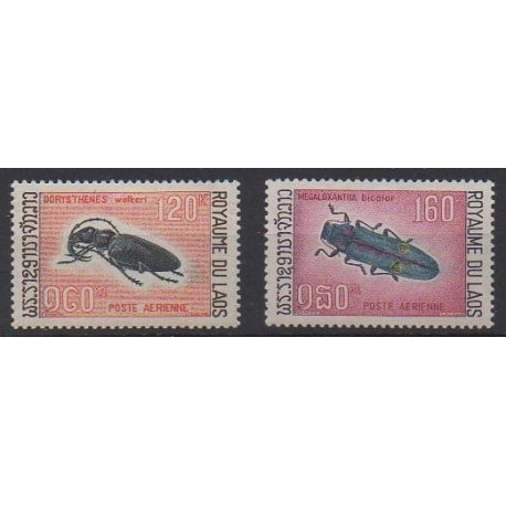 Laos - 1968 - Nb PA54/PA55 - Insects - Mint hinged