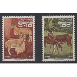 Algérie - 1968 - No 477/478 - Mammifères - Neufs avec charnière