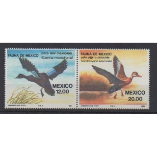 Buy this set of stamps of Mexico of the year 1984 (Nb 1041/1042).