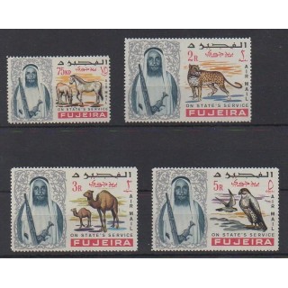Acheter ces timbres des Emirats arabes unis de l'année 1965 (No SPA1/SPA4).