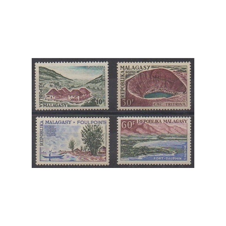Buy this set of stamps of Madagascar of the year 1962 (Nb 365/368).