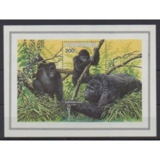 Buy this souvenir sheet  of Rwanda of the year 1985 (Nb BF100).