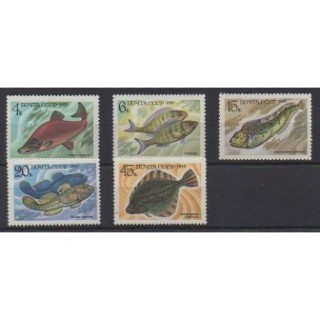 Acheter cette série de timbres de Russie de l'année 1983 (No 5017/5020).