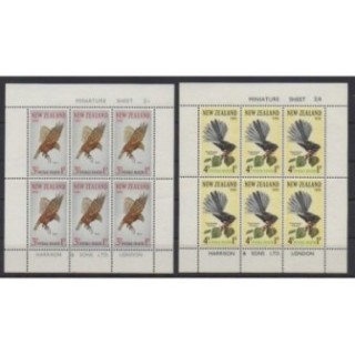 Buy these 2 souvenir sheets of New Zealand of the year 1965 (Nb BF17/BF18).